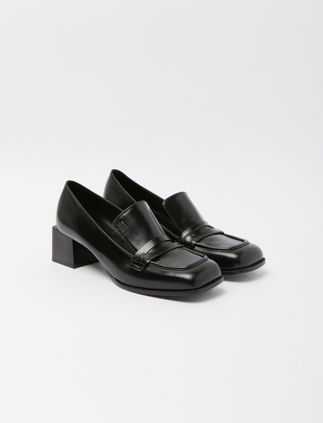 023 Mellany loafer pumps